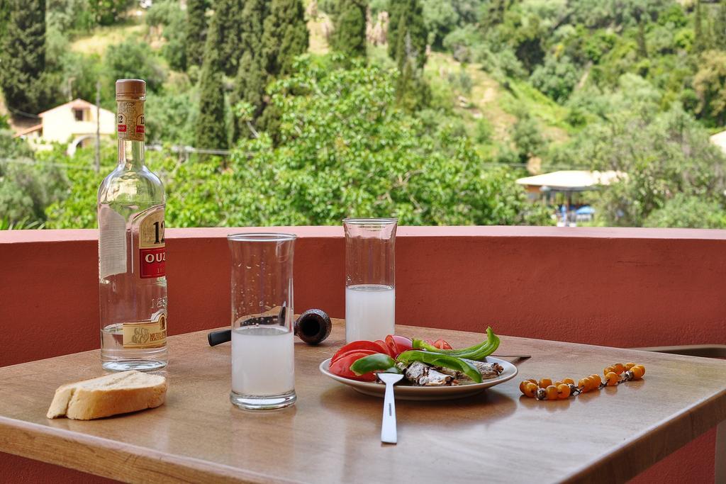 Rolandos Apartments Agios Gordios  Ngoại thất bức ảnh